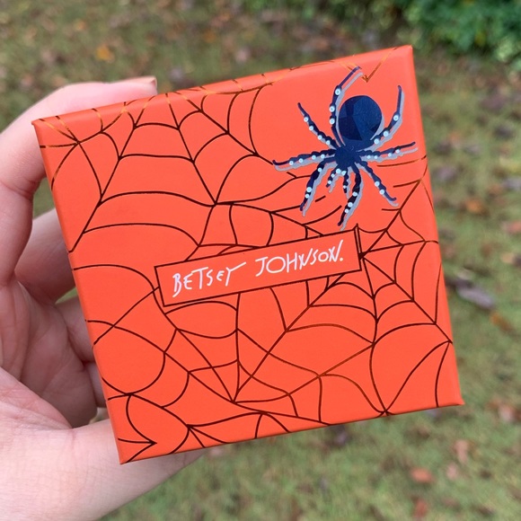 NWT Purple Glass Rhinestone Hearts - Picture 2 of 9